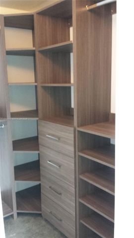 151 SE 1st St 1809, Miami, FL 33131