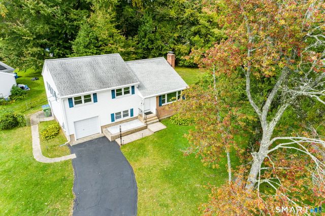 34 Grande Avenue, Windsor, CT 06095