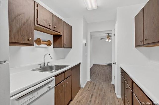 15 White Gate Road D, Wappingers Falls, NY 12590