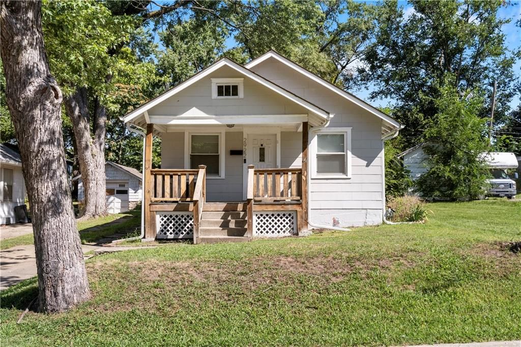 2922 W 43rd Terrace, Kansas City, KS 66103