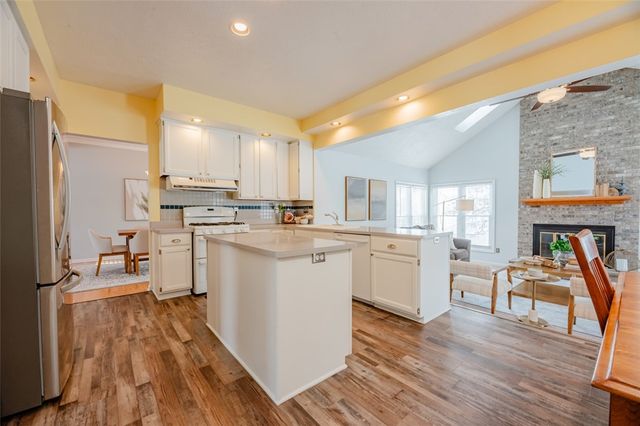 22 Ryder Cup Circle, Pittsford, NY 14534