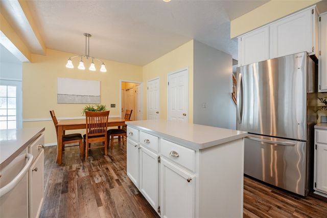 22 Ryder Cup Circle, Pittsford, NY 14534