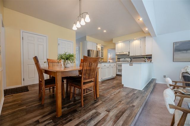 22 Ryder Cup Circle, Pittsford, NY 14534