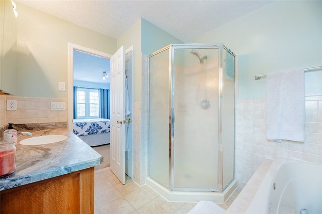 22 Ryder Cup Circle, Pittsford, NY 14534