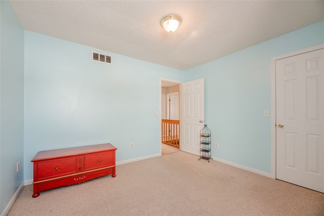 22 Ryder Cup Circle, Pittsford, NY 14534