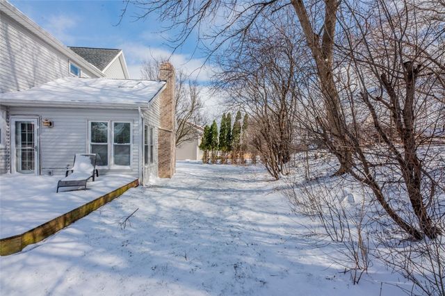 22 Ryder Cup Circle, Pittsford, NY 14534