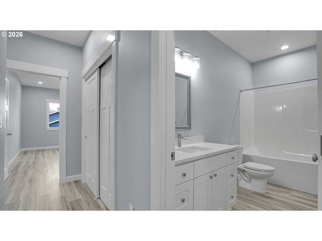 80 N WESTVIEW Cir, Otis, OR 97368