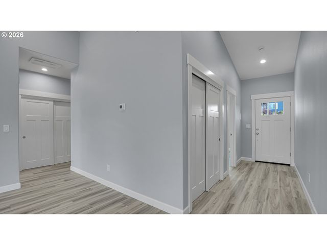 80 N WESTVIEW Cir, Otis, OR 97368