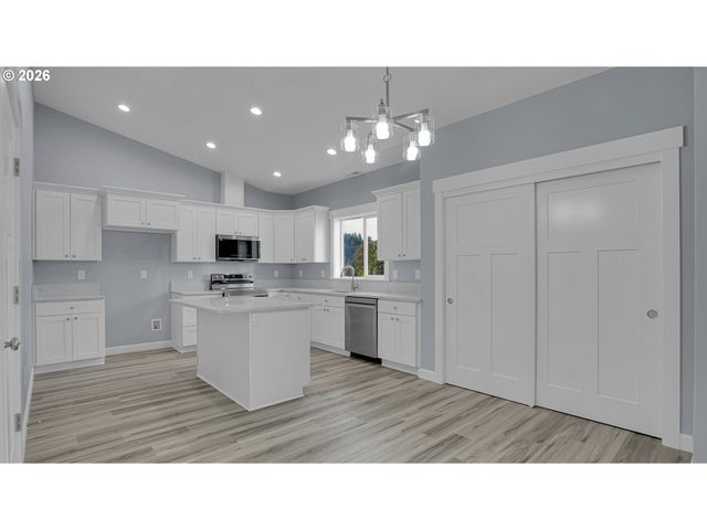 80 N WESTVIEW Cir, Otis, OR 97368