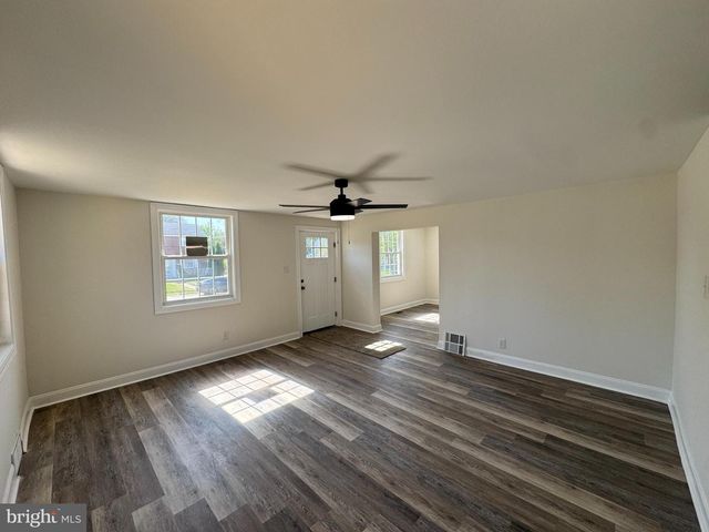 108 BUCK LN, New Castle, DE 19720