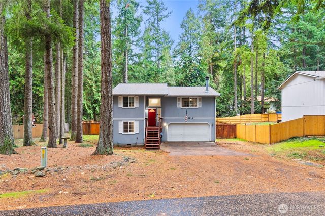 22634 Brookside Court SE, Yelm, WA 98597