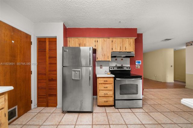 1771 N Torrington Road, Avon Park, FL 33825