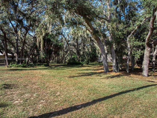 1771 N Torrington Road, Avon Park, FL 33825