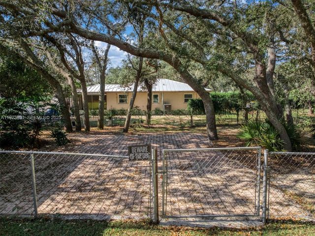 1771 N Torrington Road, Avon Park, FL 33825