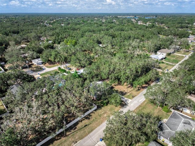 1771 N Torrington Road, Avon Park, FL 33825