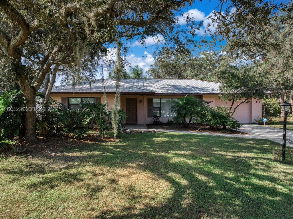 1771 N Torrington Road, Avon Park, FL 33825