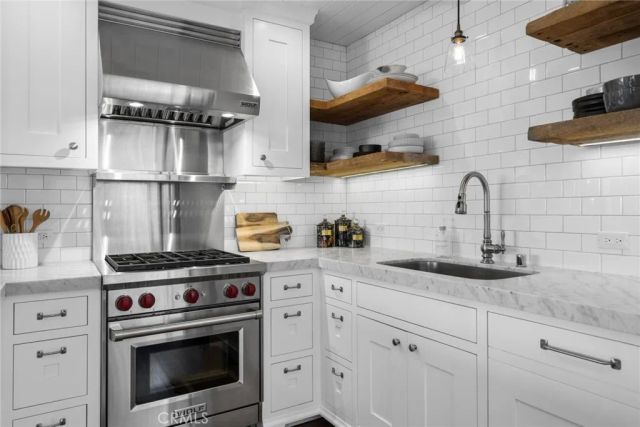 420 Acacia, Corona Del Mar, CA 92625