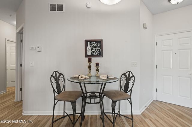 8218 GREEN PARROT Road 105, Jacksonville, FL 32256