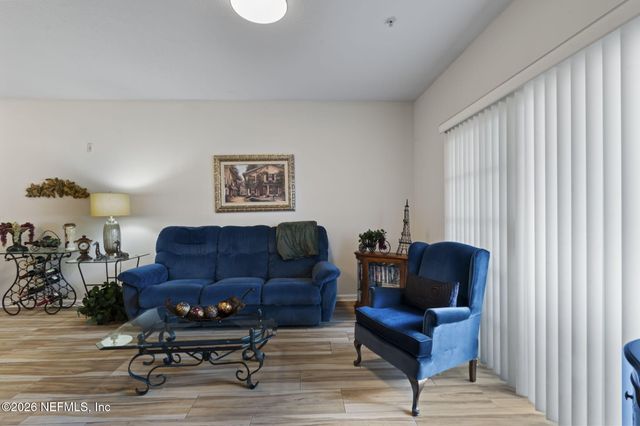 8218 GREEN PARROT Road 105, Jacksonville, FL 32256