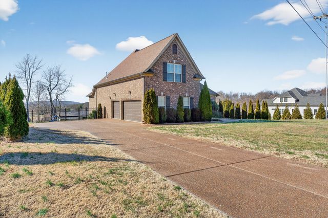 4180 Coles Ferry Pike, Lebanon, TN 37087