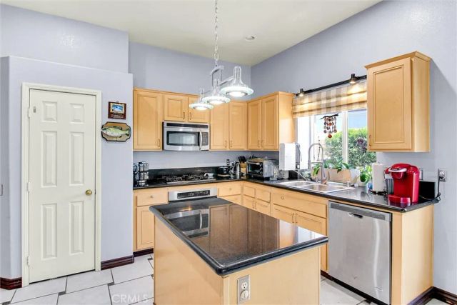 3240 N Avenida San Gabriel Road, Palm Springs, CA 92262