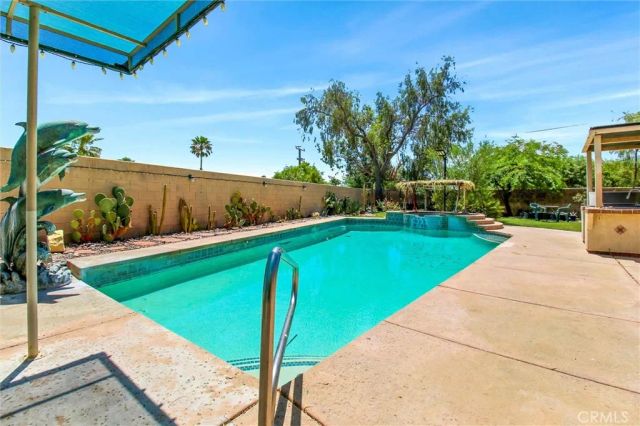 3240 N Avenida San Gabriel Road, Palm Springs, CA 92262