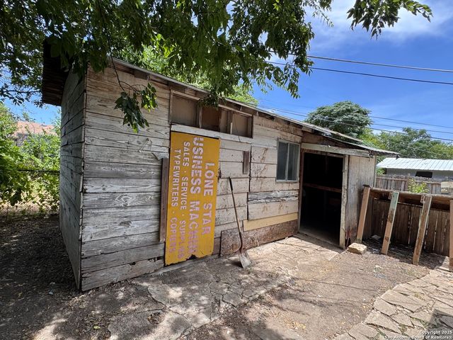 815 Edison, San Antonio, TX 78212