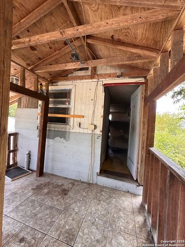 815 Edison, San Antonio, TX 78212