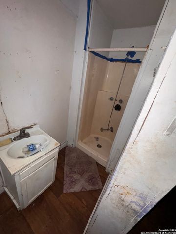 815 Edison, San Antonio, TX 78212