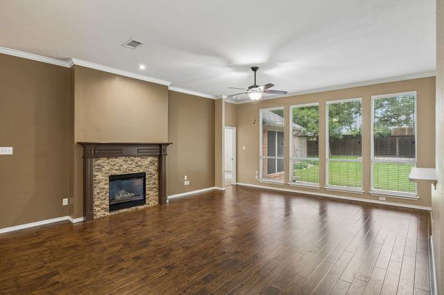 8637 Madison Drive, North Richland Hills, TX 76182