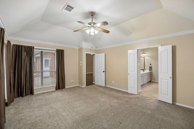 8637 Madison Drive, North Richland Hills, TX 76182