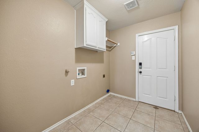 8637 Madison Drive, North Richland Hills, TX 76182