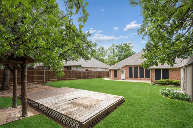 8637 Madison Drive, North Richland Hills, TX 76182