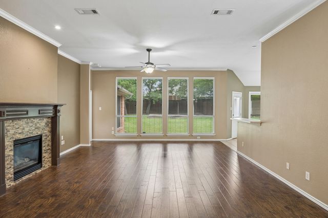 8637 Madison Drive, North Richland Hills, TX 76182