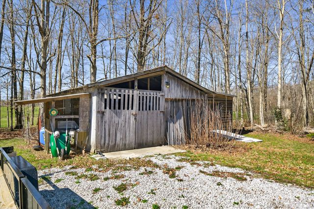 337 Colditz Rd, Jamestown, TN 38556