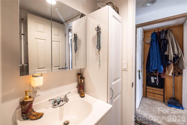 102 Deer Park Road 142 section D, Mount Gilead, NC 27306