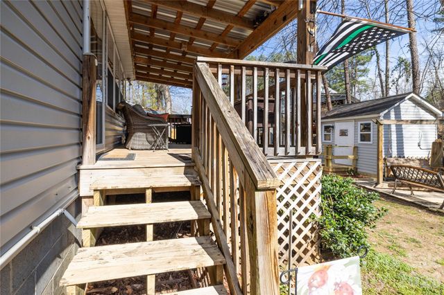 102 Deer Park Road 142 section D, Mount Gilead, NC 27306