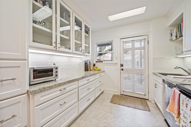 2324 Goldsmith Street A, Houston, TX 77030