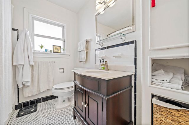 2324 Goldsmith Street A, Houston, TX 77030