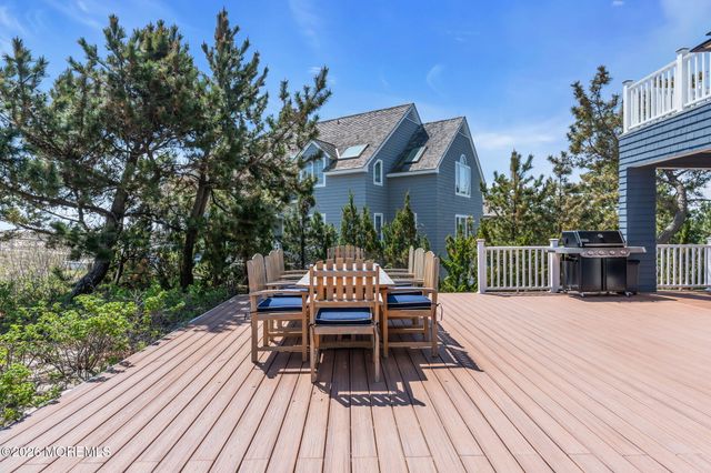 1325 Ocean Avenue, Mantoloking, NJ 08738