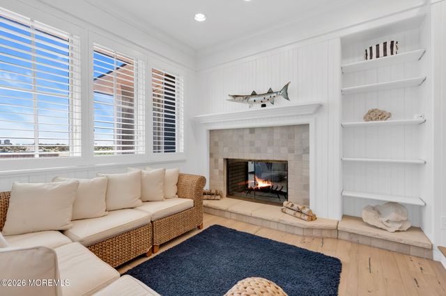 1325 Ocean Avenue, Mantoloking, NJ 08738