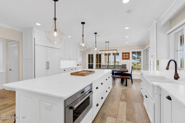 1325 Ocean Avenue, Mantoloking, NJ 08738