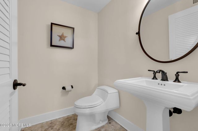 1325 Ocean Avenue, Mantoloking, NJ 08738