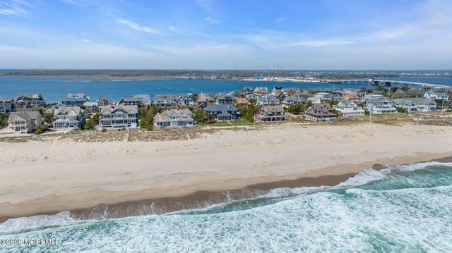 1325 Ocean Avenue, Mantoloking, NJ 08738