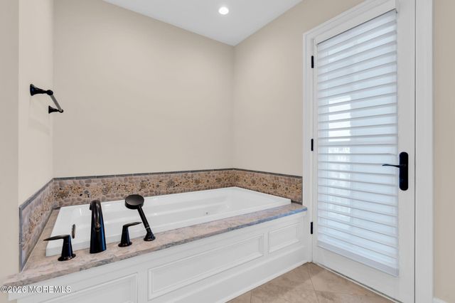 1325 Ocean Avenue, Mantoloking, NJ 08738