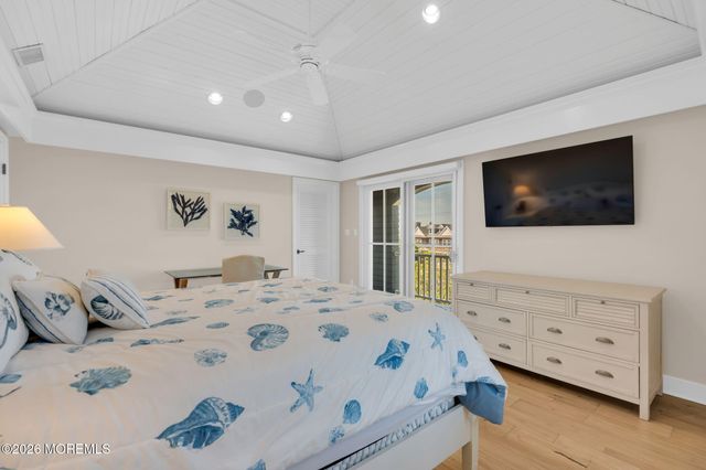 1325 Ocean Avenue, Mantoloking, NJ 08738