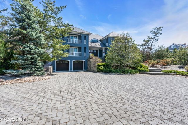 1325 Ocean Avenue, Mantoloking, NJ 08738