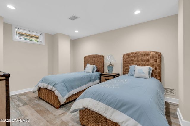 1325 Ocean Avenue, Mantoloking, NJ 08738