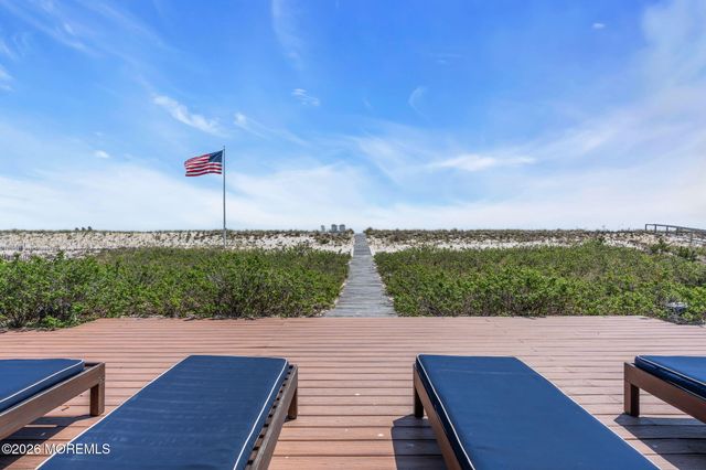 1325 Ocean Avenue, Mantoloking, NJ 08738