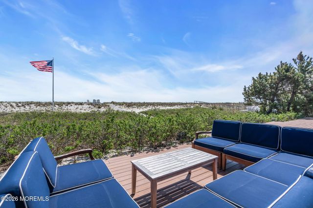 1325 Ocean Avenue, Mantoloking, NJ 08738
